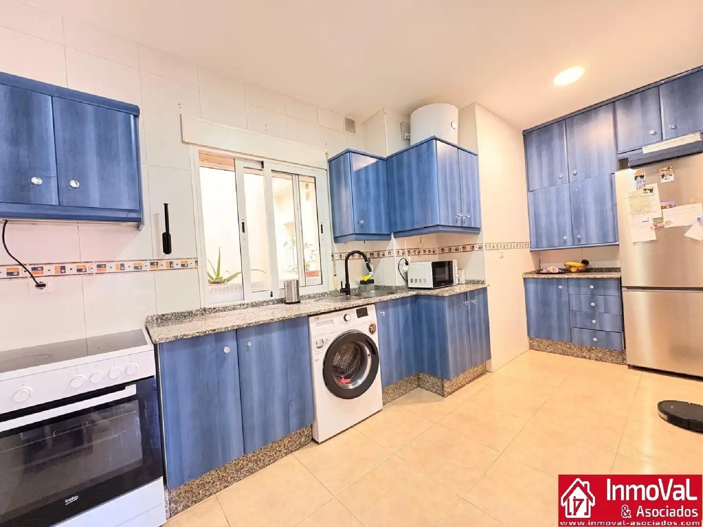 Cocina de Piso en venta en Garrucha con Calefacción y Amueblado