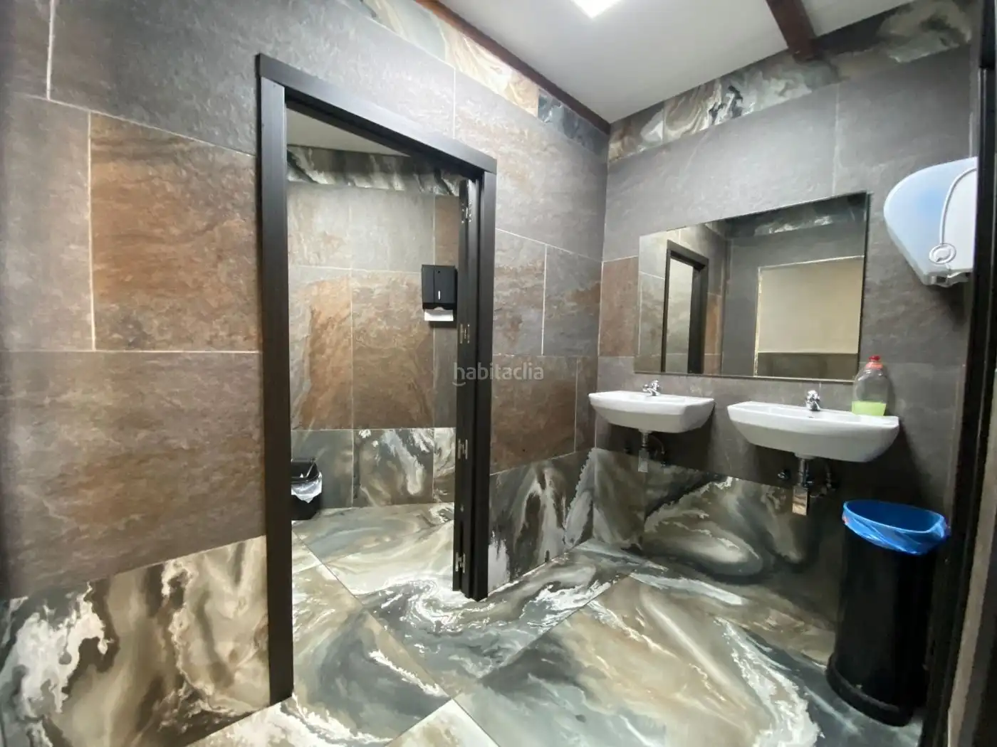 Business premises for sale in Carrer Segon Pati 31, imagen 3