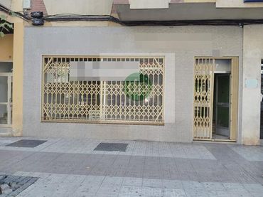 Local comercial en venda a San Roque - Ronda Norte