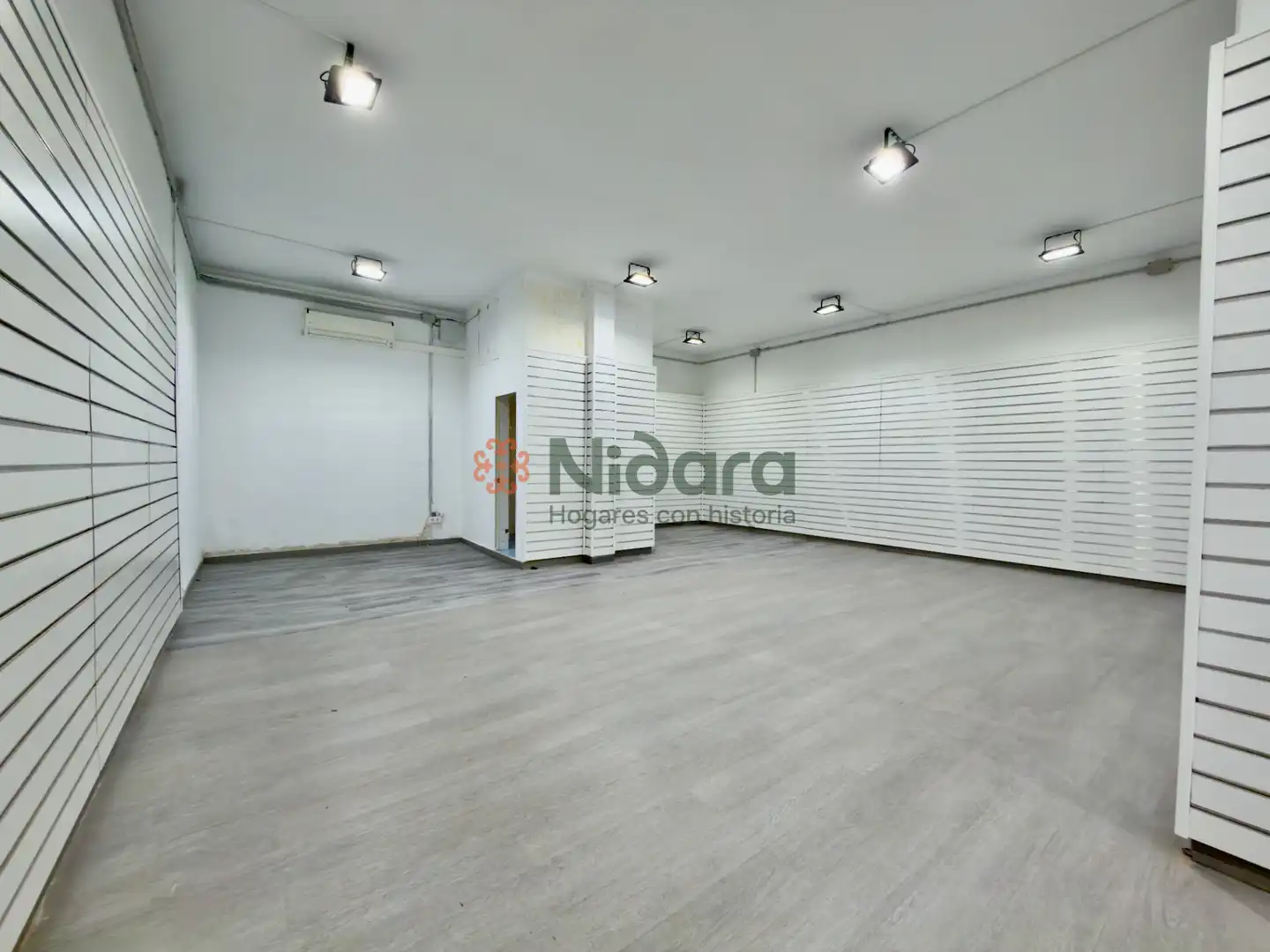 Local comercial de lloguer a Carrer de Floridablanca, imagen 15