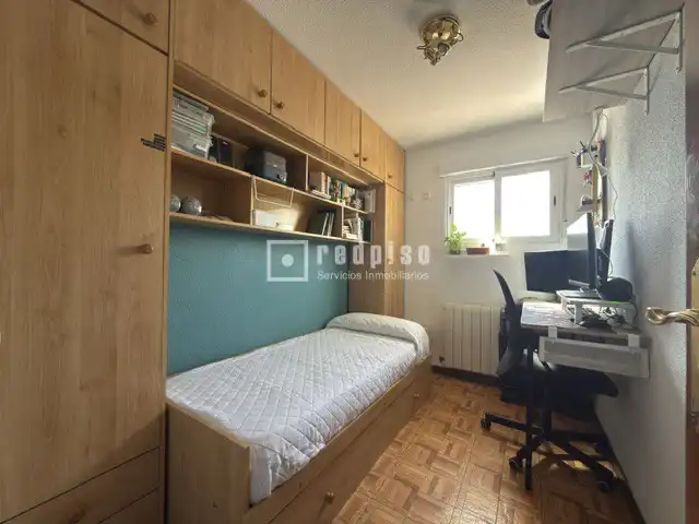 Habitación de Piso en venta en Madrid con Terraza