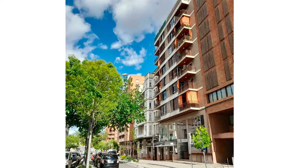 Büro zum Verkauf in PRAT DE LA RIBA, 78, Príncep de Viana - Clot -Xalets Humbert Torres