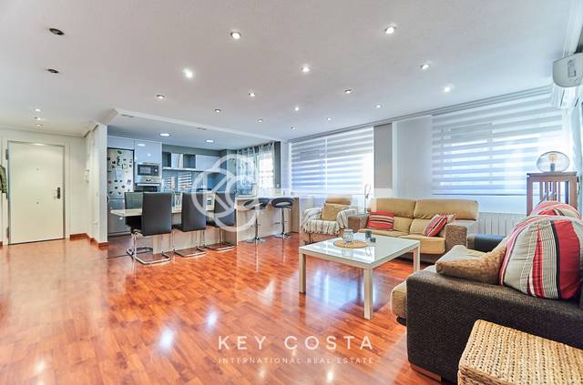 Piso en Alquiler en Calle Ciudad de Toyooka en Paus - Poligono San Blas