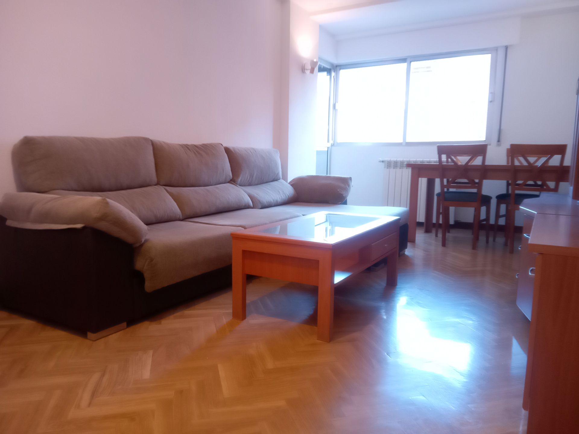 Living room of Flat for sale in Valladolid Capital  with Parquet flooring