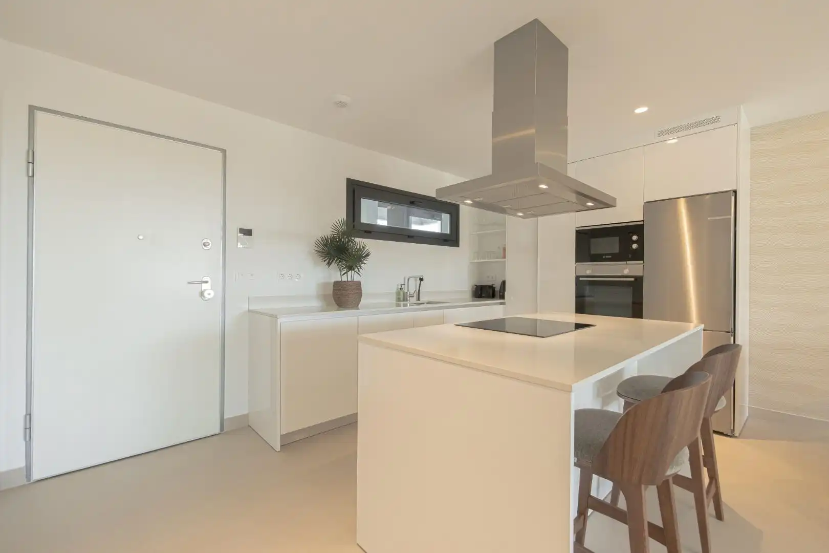 Ground floor with pool for sale in Río Real - Los Monteros, imagen 5