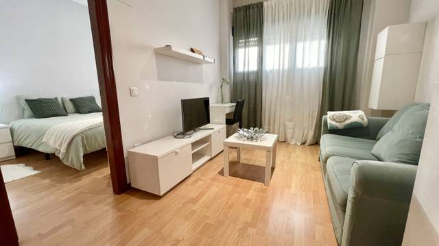 Piso en Alquiler en Gijón - CL CORIN TELLADO en Viesques