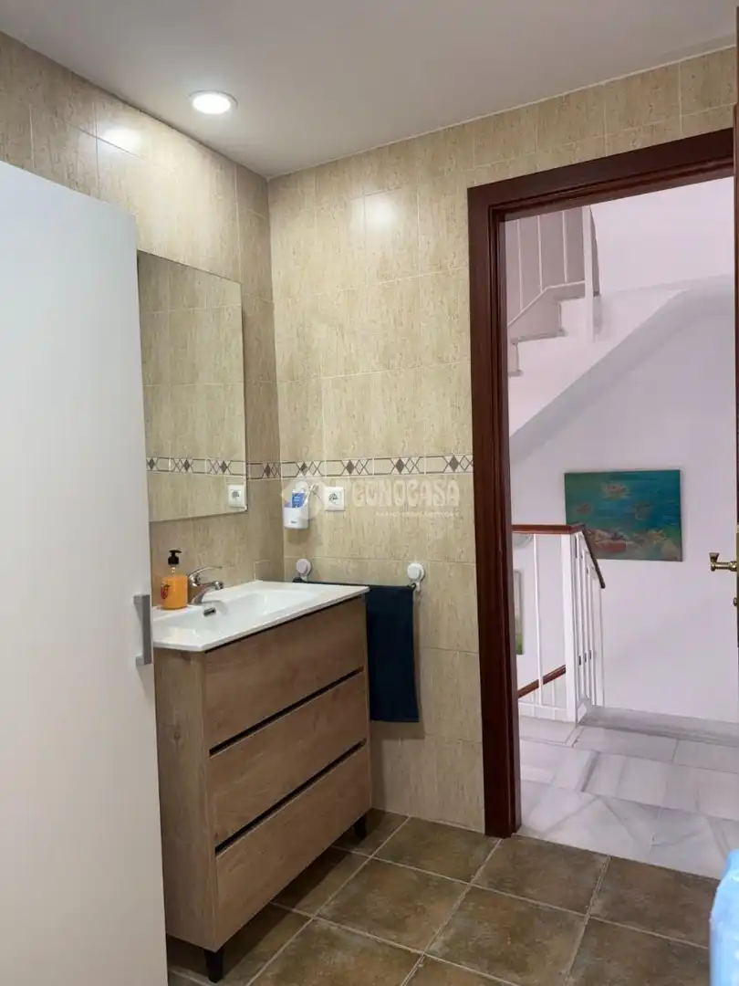 Bathroom of Detached homes for sale in La Algaba  with Air Conditioner, Private garden and Terrace