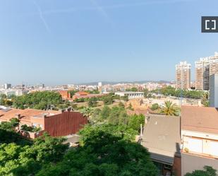 Vista exterior de Pis de lloguer en Esplugues de Llobregat amb Aire condicionat, Calefacció i Moblat