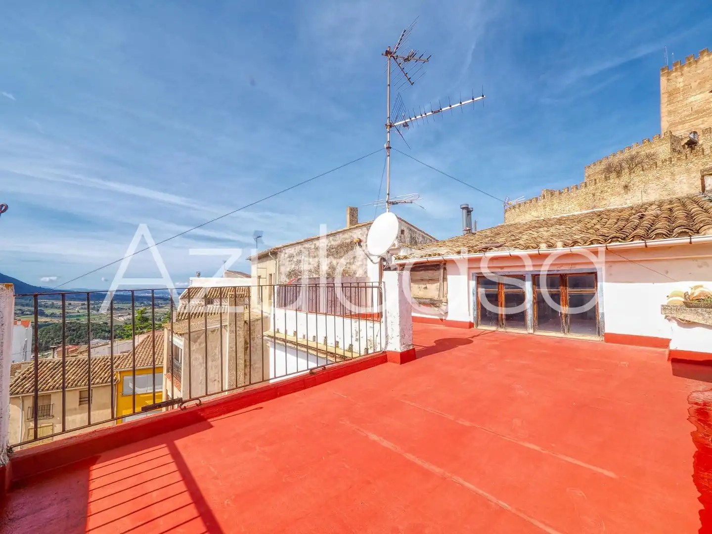 Vista exterior de Casa o xalet en venda en Banyeres de Mariola amb Calefacció i Terrassa