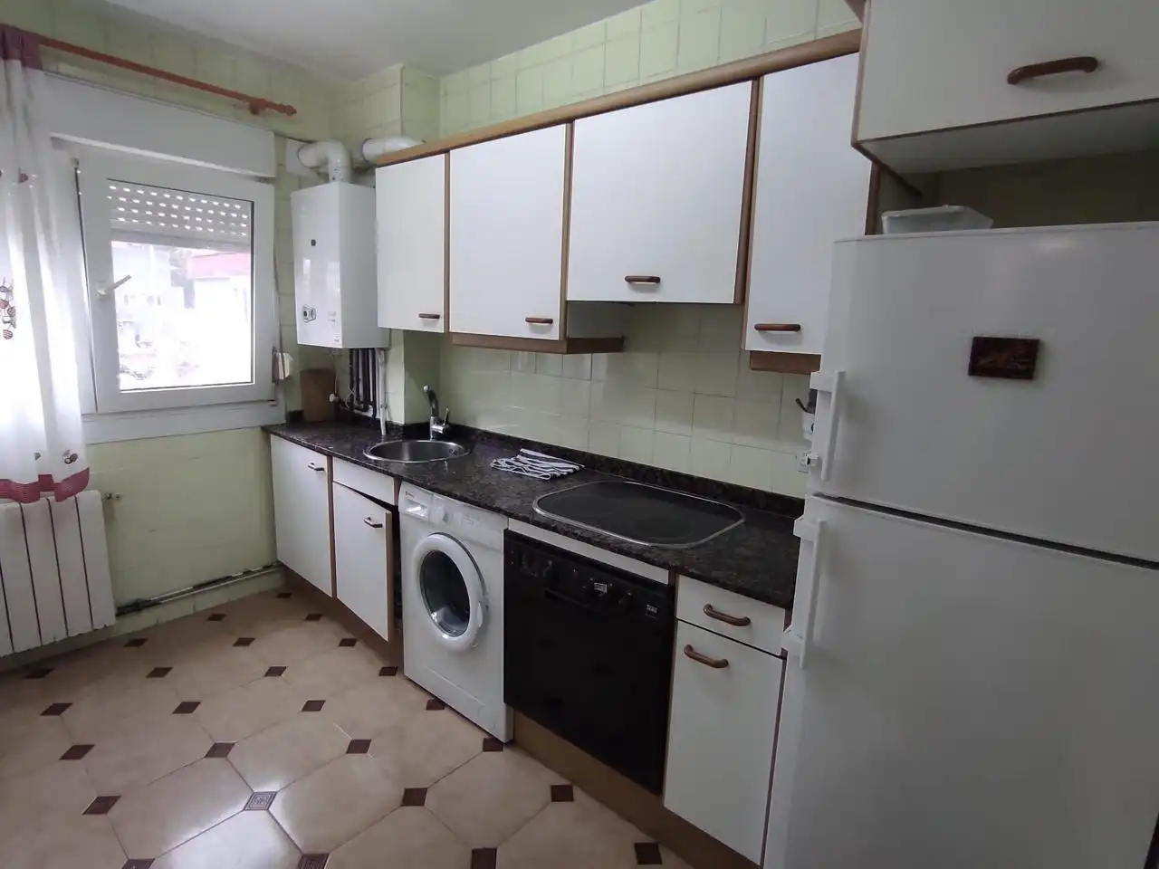 Cocina de Piso en venta en Santander con Calefacción y Parquet