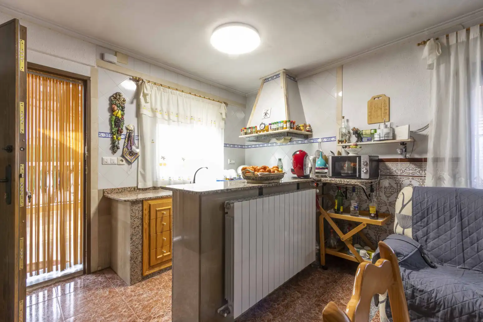 Cocina de Casa adosada en venta en Chelva con Calefacción, Terraza y Trastero