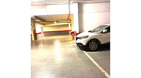 Foto 3 von Garage zum Verkauf in Avenida Mar del, Puerto Marina, Benalmádena