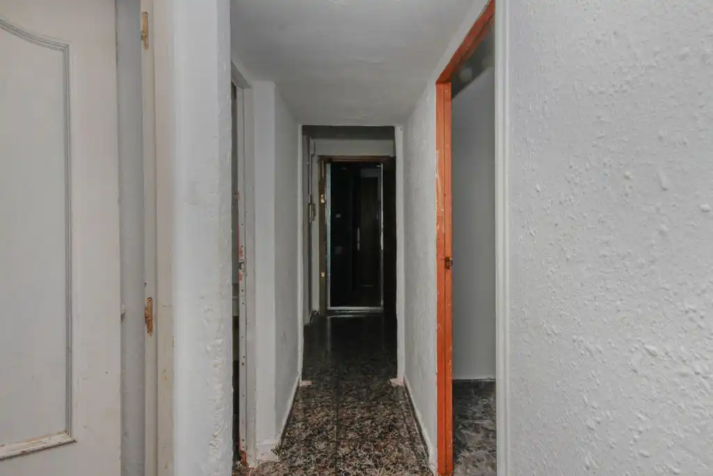 Pis en venda a Av Rasos de Peguera, Ciutat Meridiana