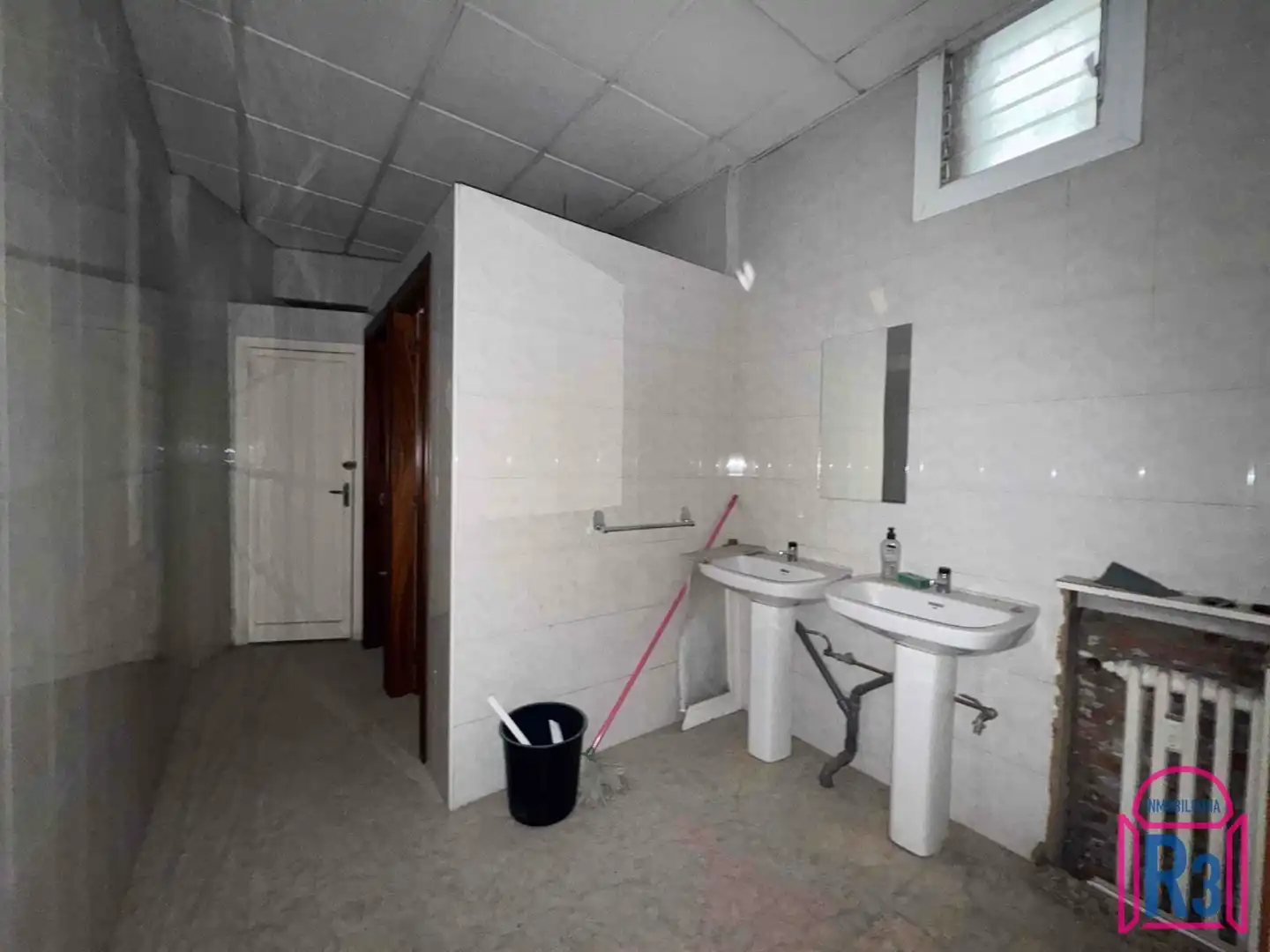 Business premises to rent in Ramiro Valbuena, imagen 16