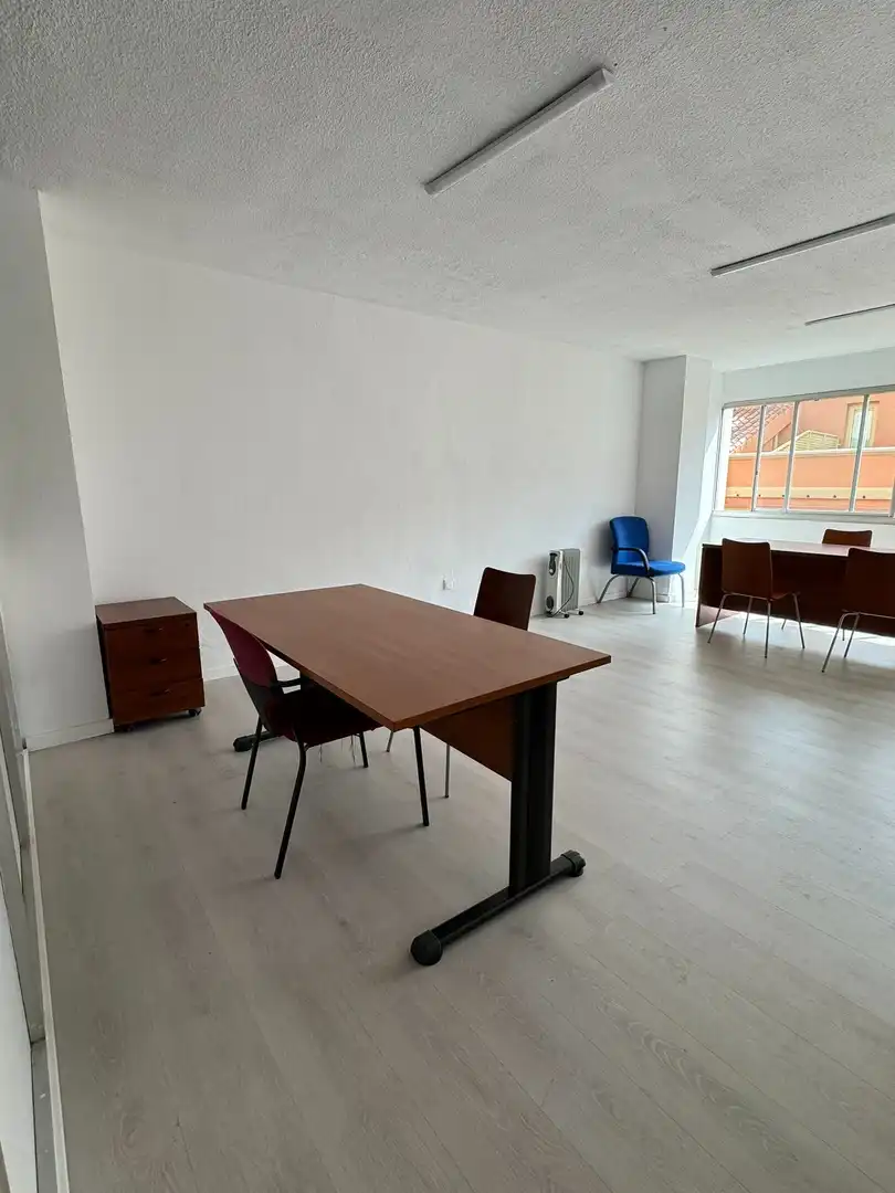 Bureau avec ascenseur à vendre à trinidad grund, imagen 10
