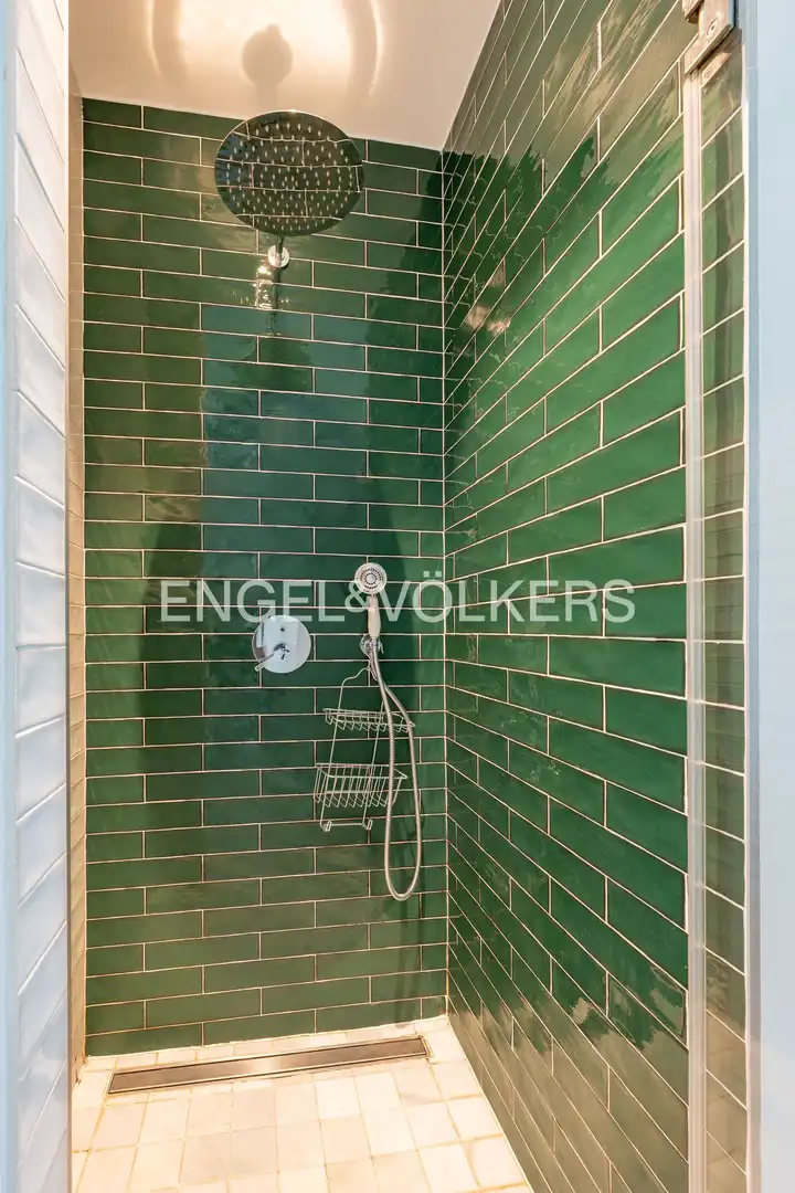 Bathroom of Flat for rent in Madrid  with Air Conditioner, Heating and Furnished
