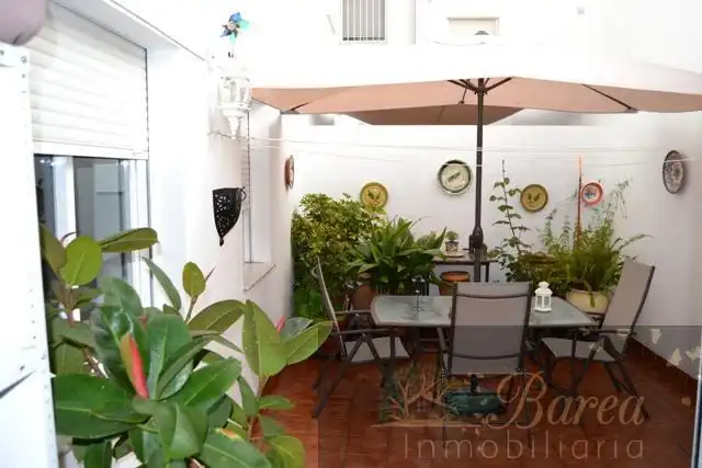 Flat with terrace for sale in Rute