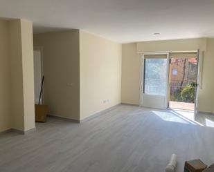 Living room of Flat to rent in San Lorenzo de El Escorial  with Heating, Terrace and Oven