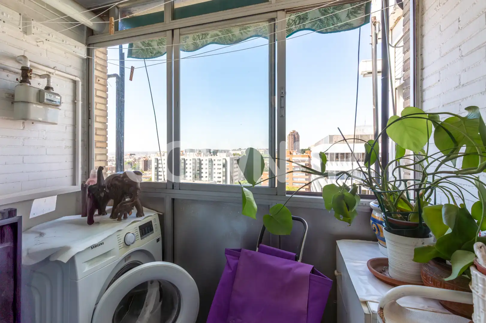 Balcony of Flat for rent in Madrid  with Air Conditioner, Heating and Furnished