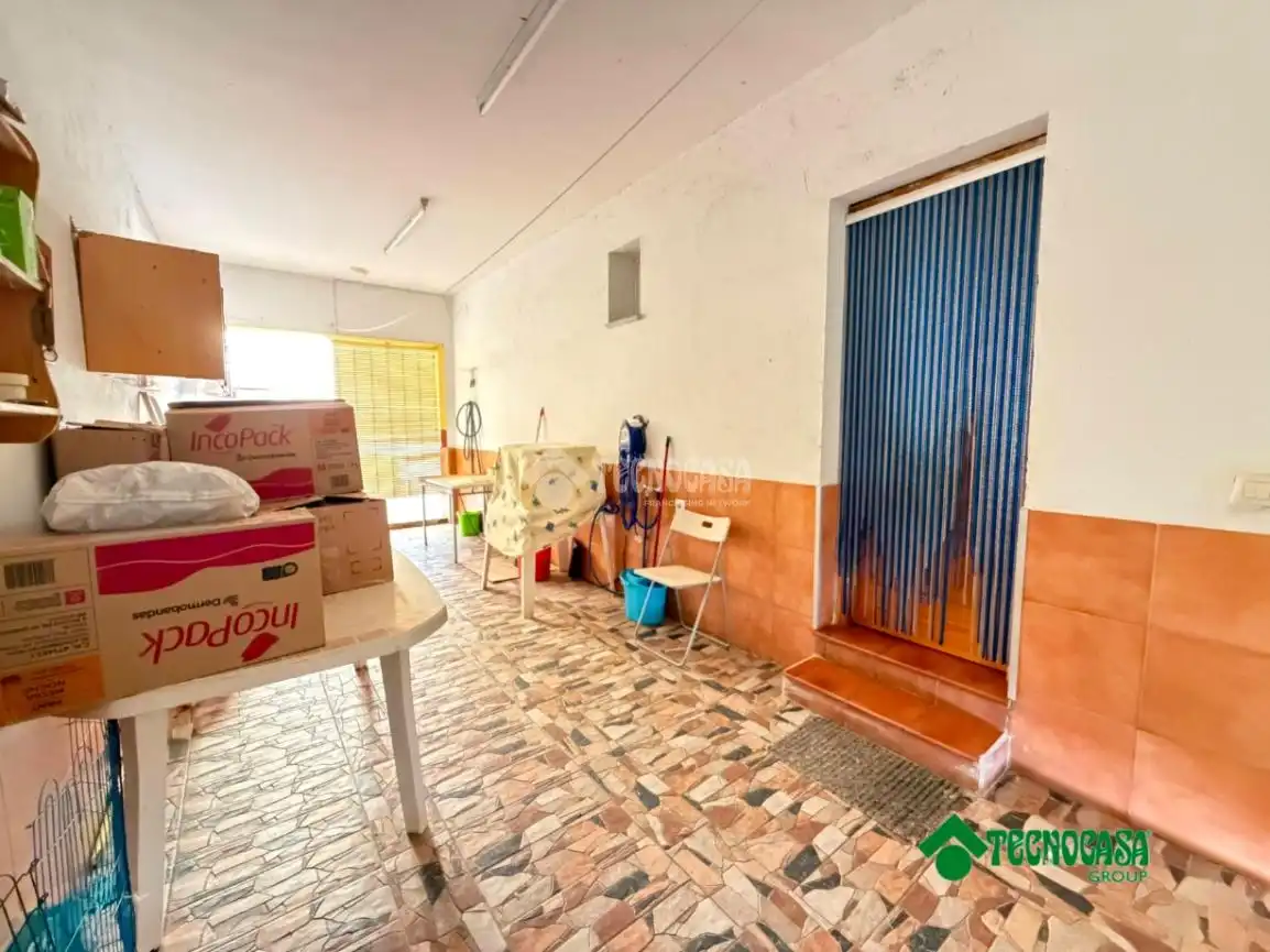 Casa adosada en venda en Erustes