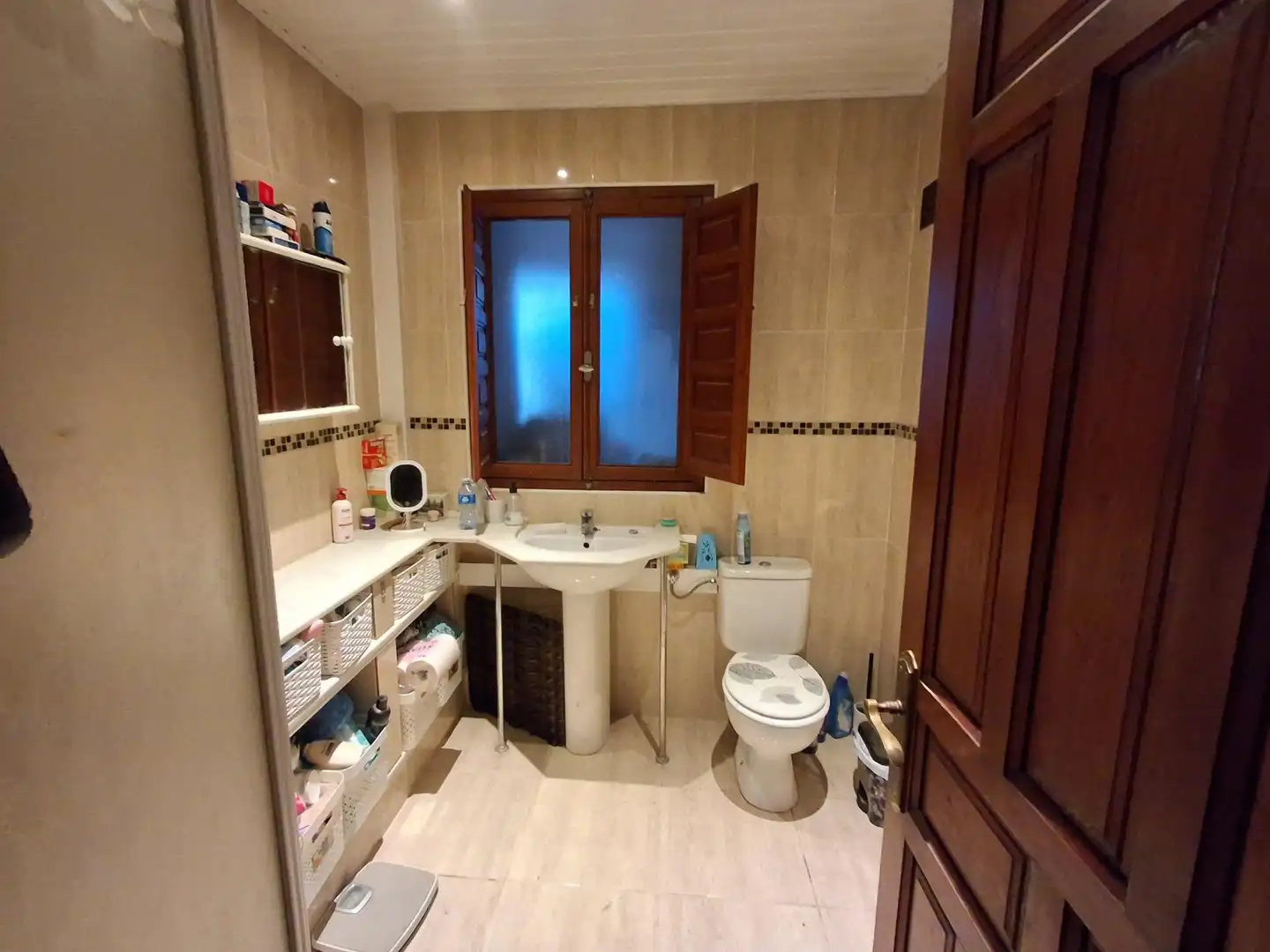 Badezimmer von Country house zum Verkauf in Móra d'Ebre