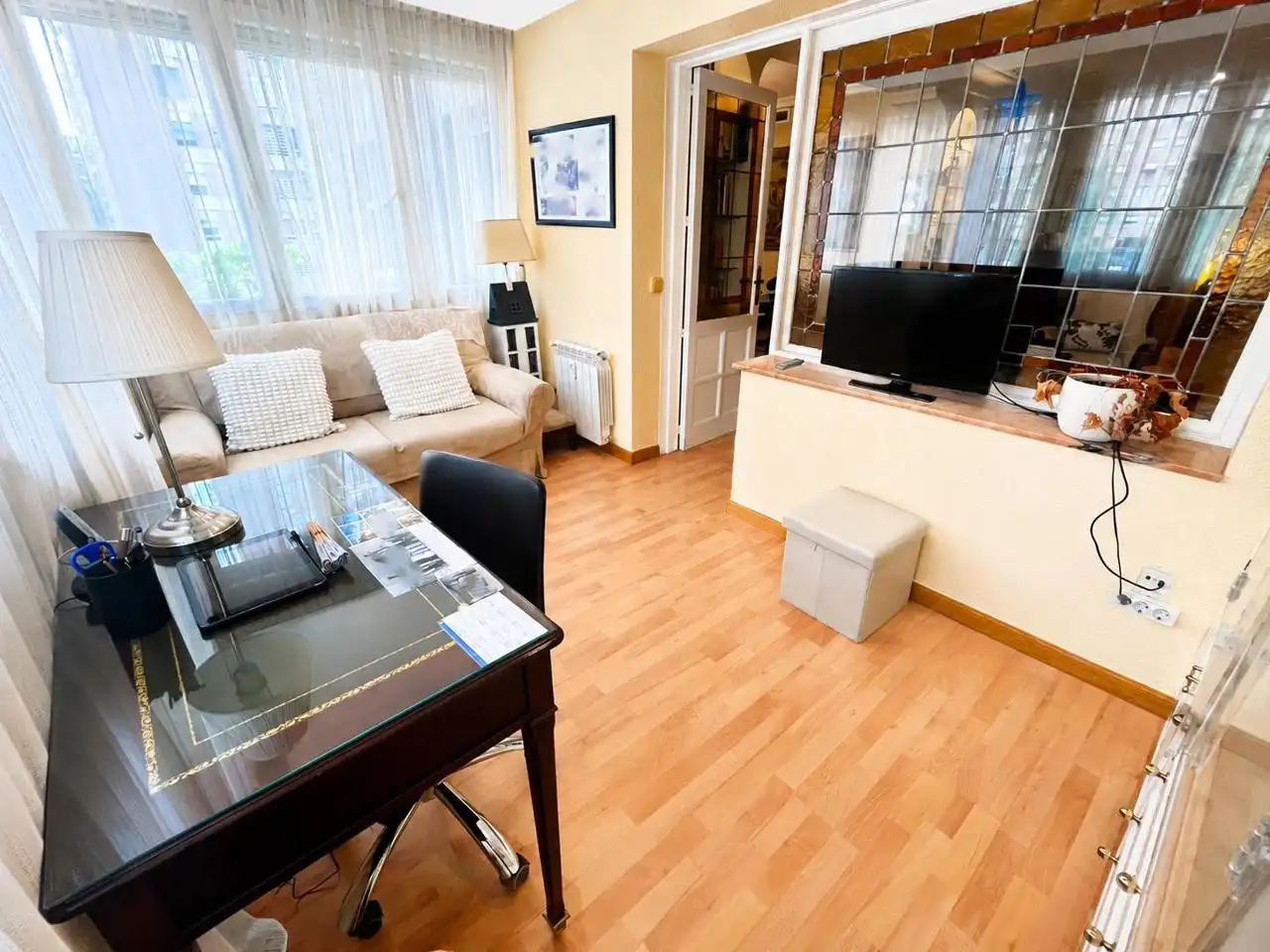 Sala de estar de Piso en venta en Madrid con Calefacción, Jardín privado y Parquet