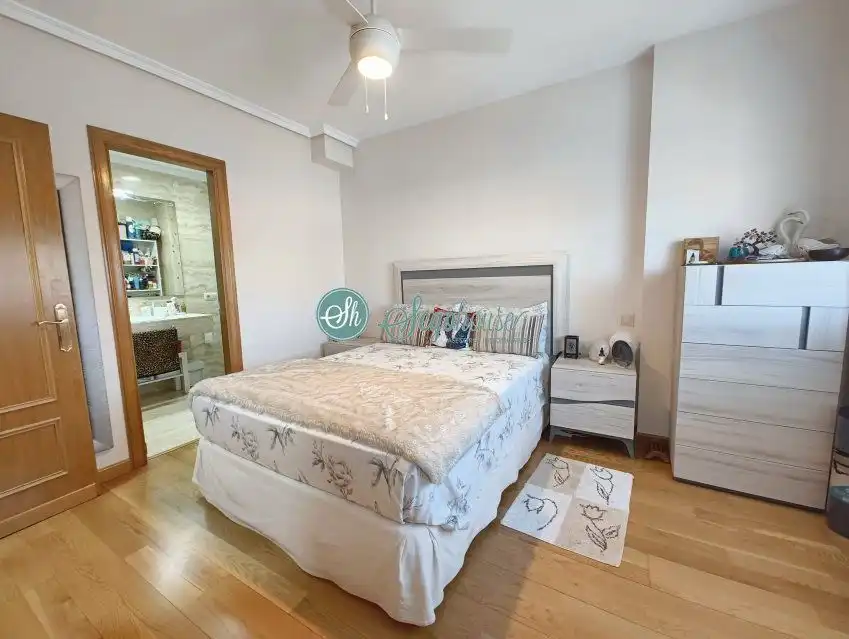Habitación de Casa o chalet en venta en Segovia con Calefacción y Trastero