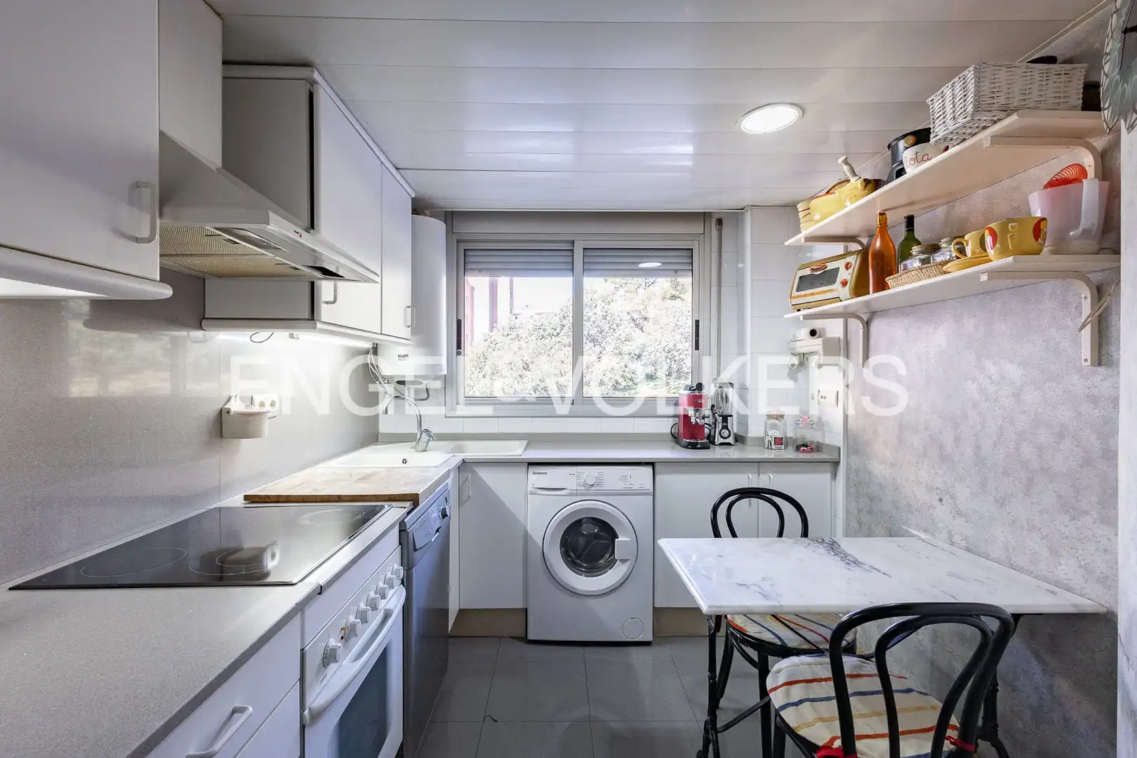 Kitchen of Flat for sale in Castelldefels  with Air Conditioner, Heating and Parquet flooring