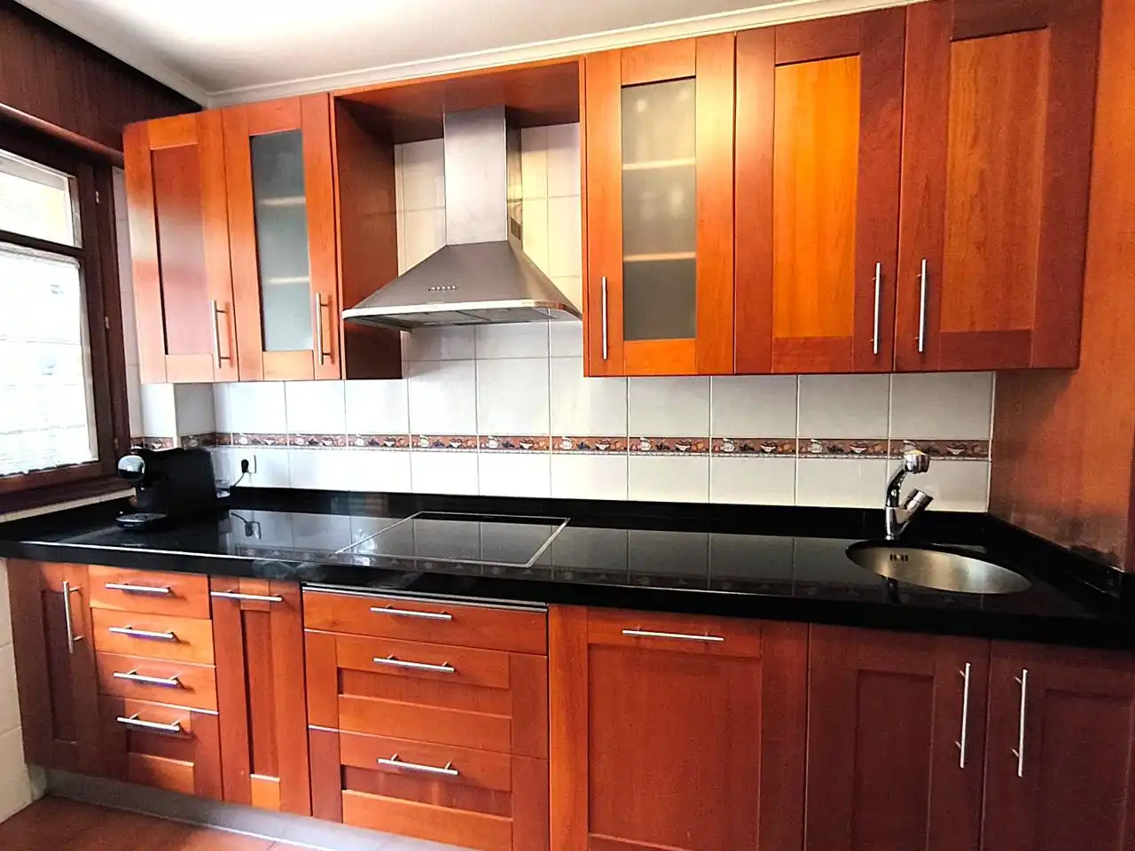 Cocina de Casa adosada en venta en Castro-Urdiales con Calefacción, Terraza y Balcón