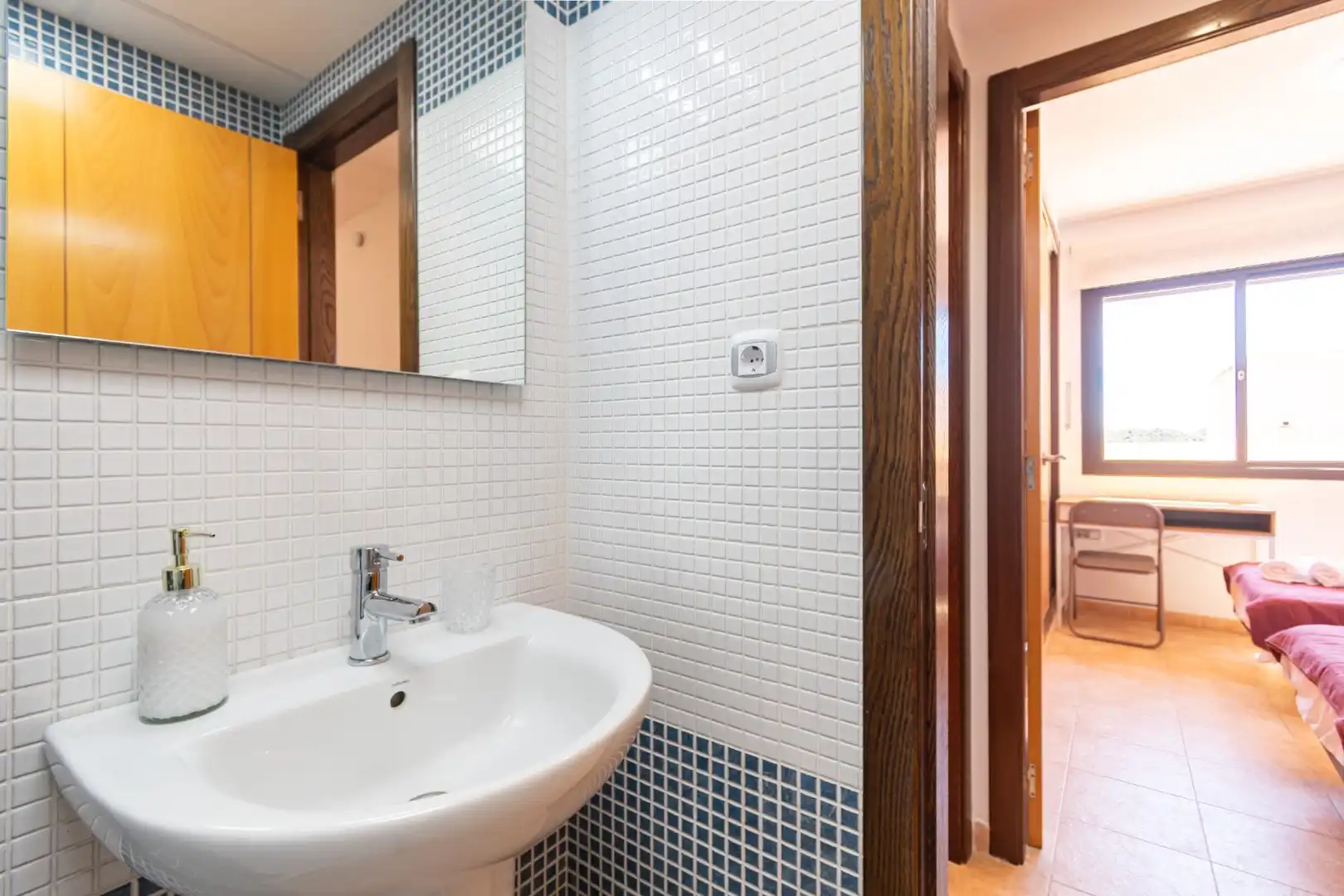 Bany de Apartament en venda en Águilas amb Aire condicionat, Terrassa i Moblat