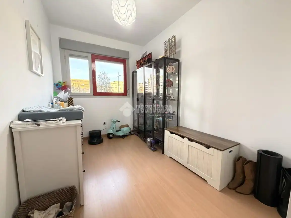 Habitación de Piso en venta en Alcalá de Henares con Calefacción, Terraza y Trastero