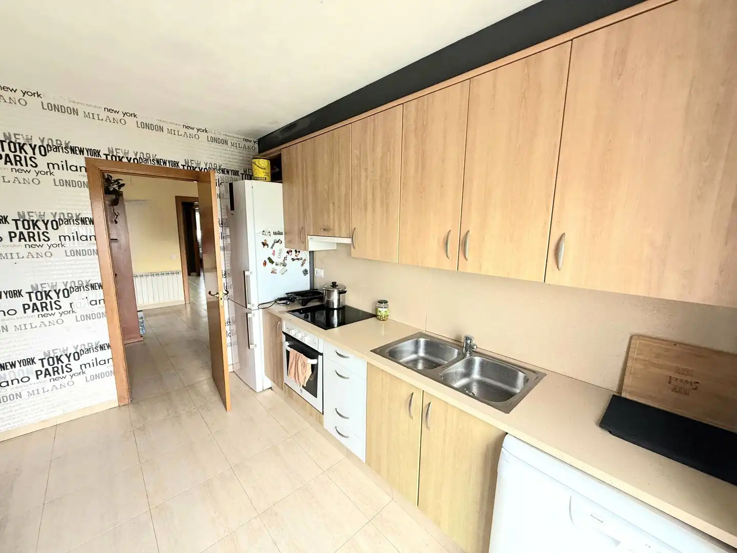 Kitchen of Houses for sale in La Vall d'en Bas  with Air Conditioner, Heating and Terrace