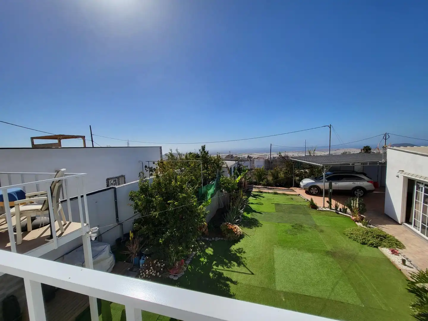 Vista exterior de Casa o xalet en venda en Arona amb Aire condicionat, Jardí privat i Terrassa