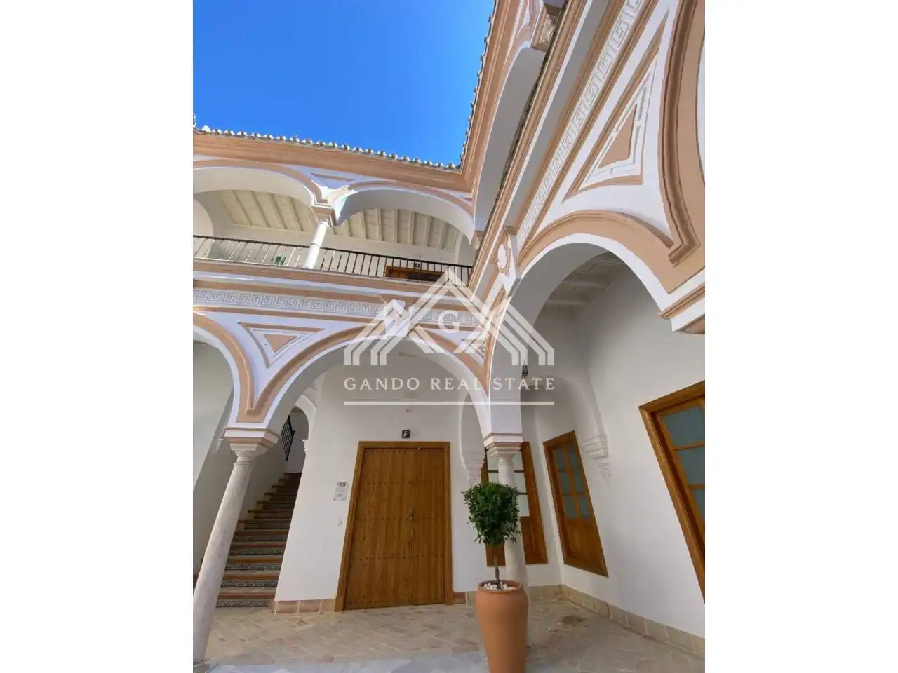 Vista exterior de Piso en venta en Utrera con Aire acondicionado, Jardín privado y Terraza