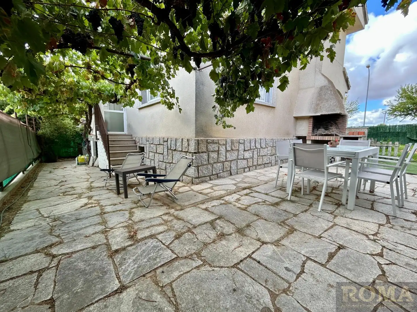 Terraza de Casa o chalet en venta en Villamayor con Calefacción, Parquet y Trastero