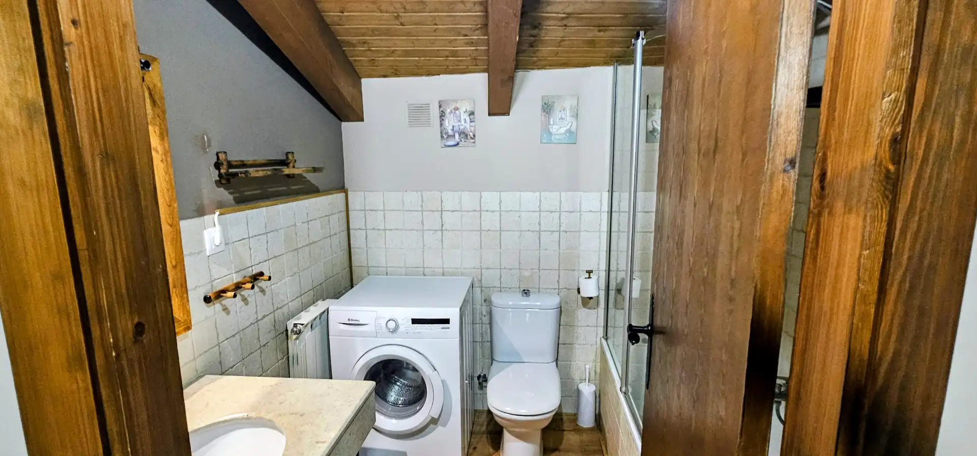 Baño de Dúplex en venta en El Pont de Suert con Calefacción, Parquet y Amueblado