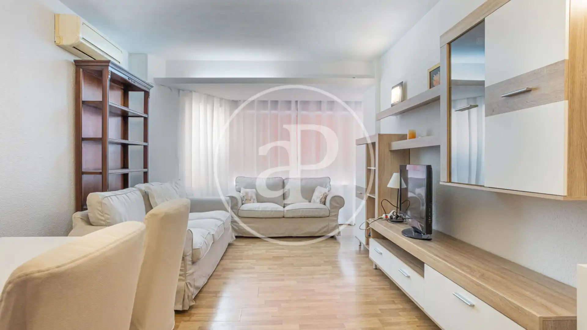 Sala d'estar de Pis de lloguer en  Valencia Capital amb Aire condicionat, Calefacció i Terrassa