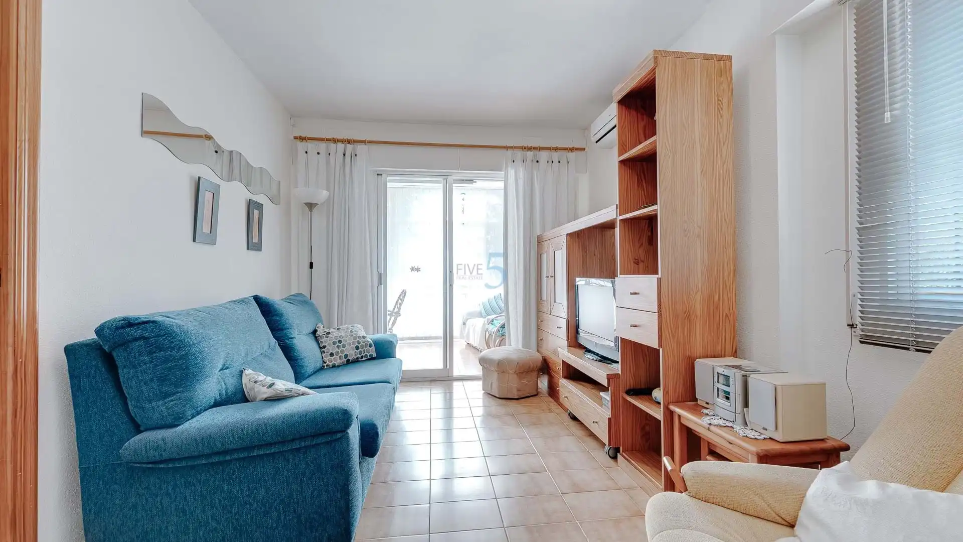 Living room of Flat for sale in Torrevieja  with Air Conditioner, Terrace and Furnished