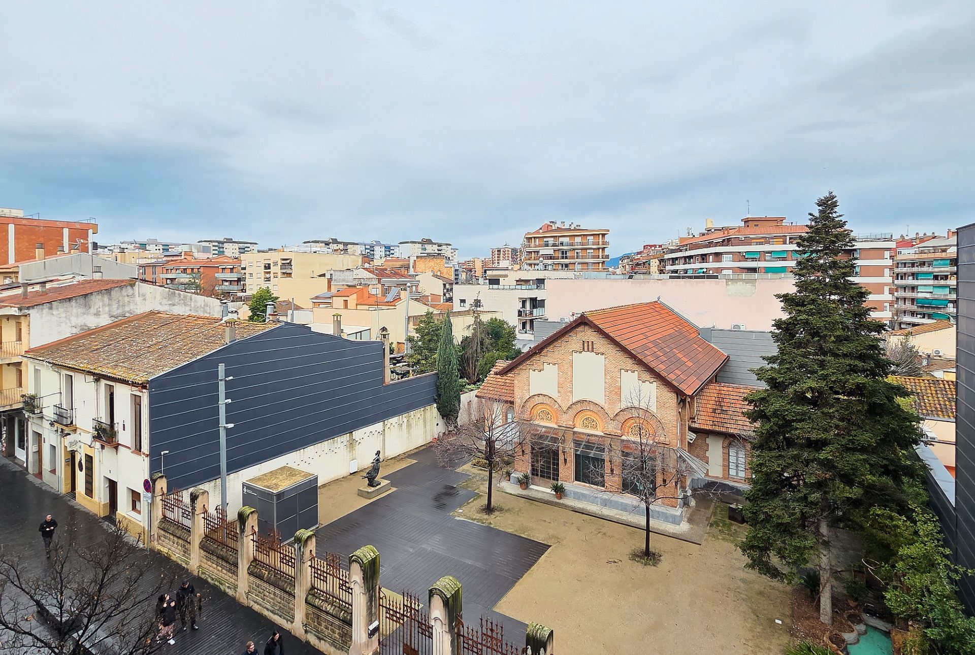 Exterior view of Flat for sale in Cerdanyola del Vallès  with Heating and Balcony