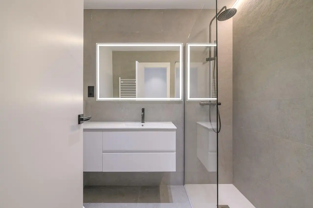 Bathroom of Flat for sale in Manresa  with Heating and Parquet flooring