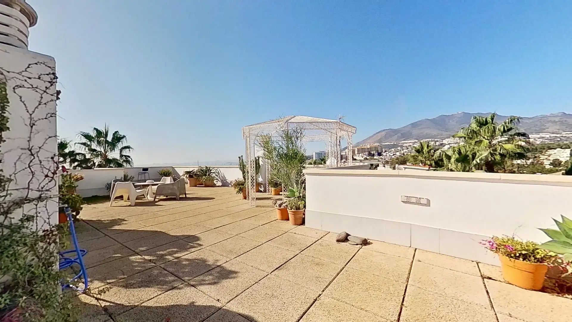 Àtic amb piscina en venda a Torrequebrada, imagen 2