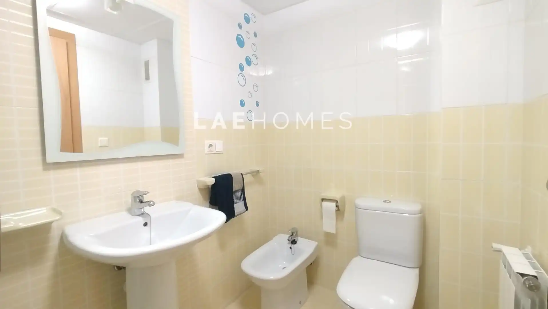 Bathroom of Apartments for sale in Alcoy / Alcoi  with Air Conditioner, Heating and Terrace