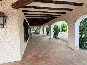 Xalet amb piscina en venda a Albaida