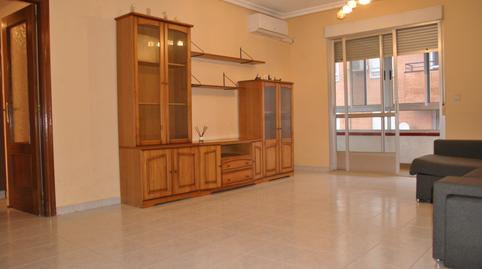 Photo 2 of Flat to rent in Avenida Dolores Ibarruri
