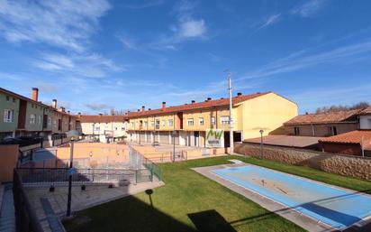 Exterior view of Flat for sale in Cogollos  with Heating, Private garden and Community pool