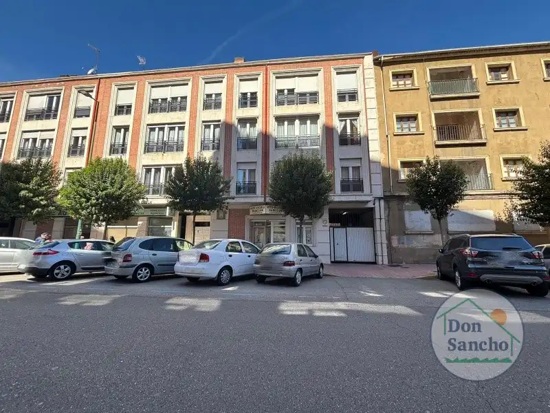 Vista exterior de Garatge en venda en Valladolid Capital