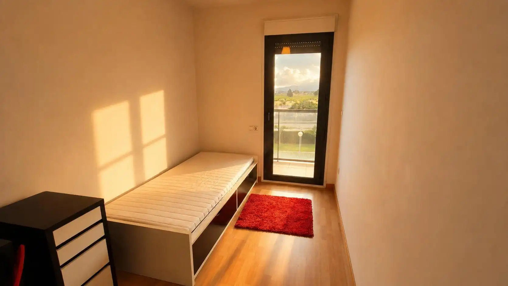 Habitación de Piso en venta en Castellón de la Plana / Castelló de la Plana con Aire acondicionado, Calefacción y Trastero