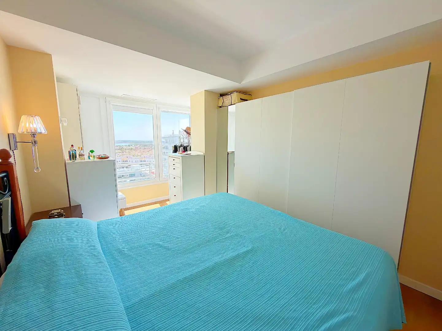 Schlafzimmer von Wohnungen zum Verkauf in El Puerto de Santa María mit Klimaanlage, Privatgarten und Alarm