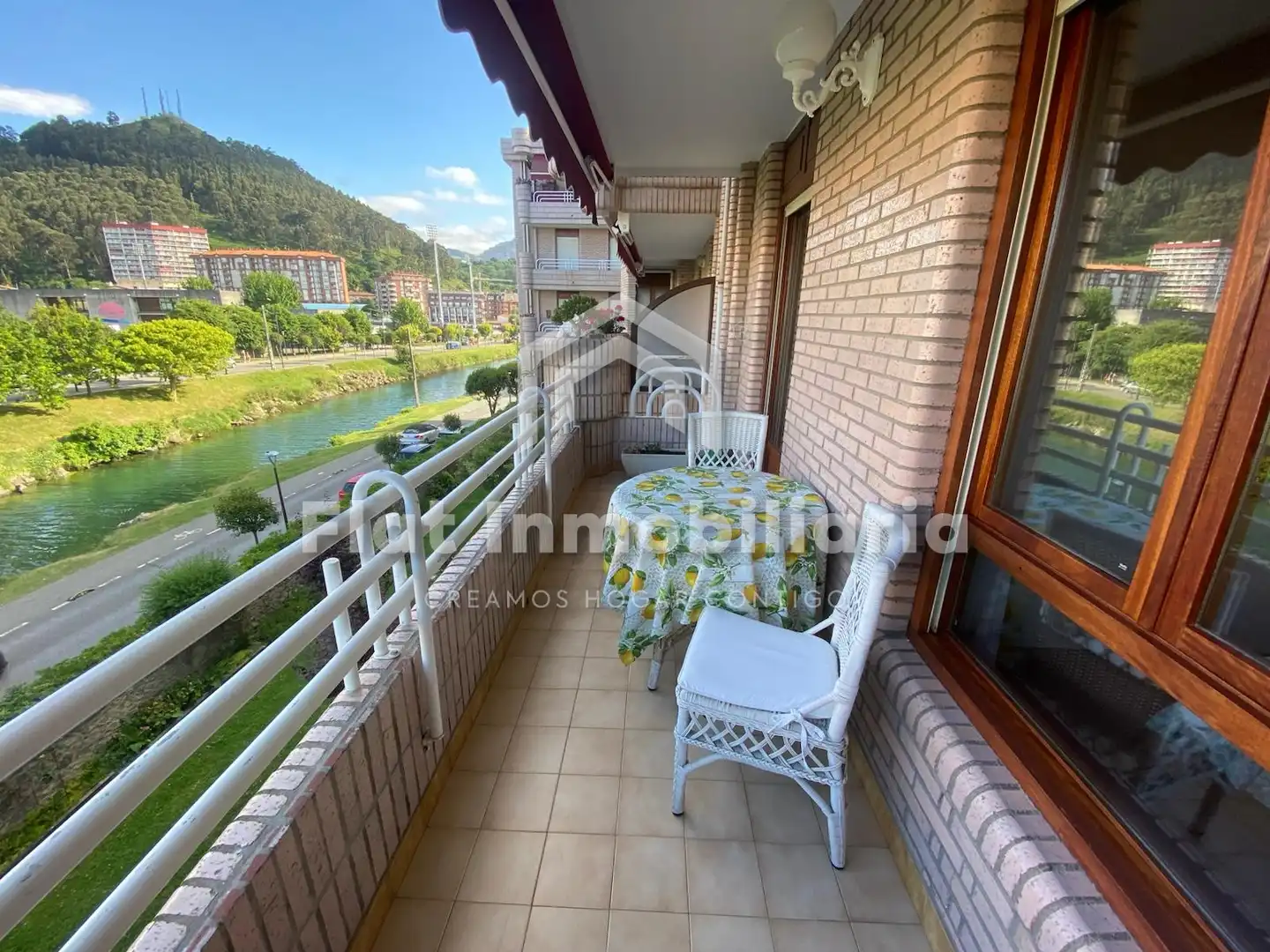Terraza de Piso en venta en Castro-Urdiales con Calefacción, Parquet y Terraza