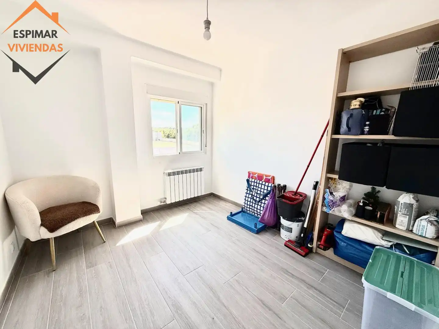 Bedroom of Flat for sale in Zaragoza  with Heating